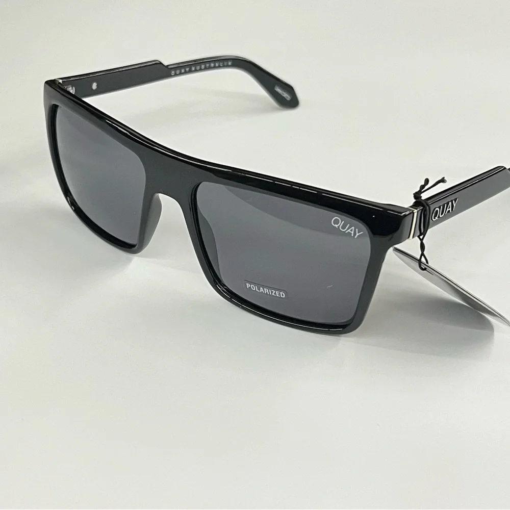 - Quay Australia Let It Run square sunglasses in black